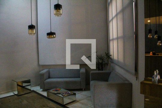Hall de entrada de kitnet/studio para alugar com 1 quarto, 40m² em Paraíso do Morumbi, São Paulo
