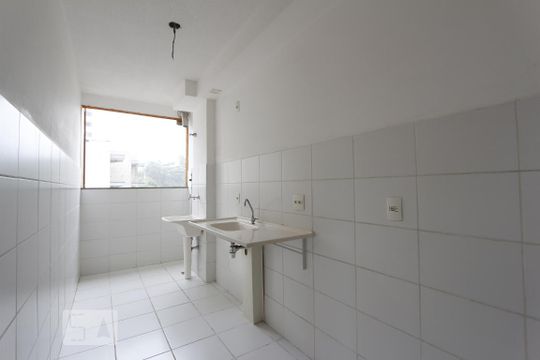 Cozinha de apartamento à venda com 2 quartos, 48m² em Taquara, Rio de Janeiro