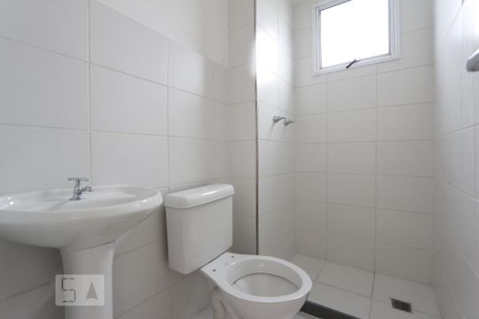 Banheiro Social de apartamento à venda com 2 quartos, 48m² em Taquara, Rio de Janeiro