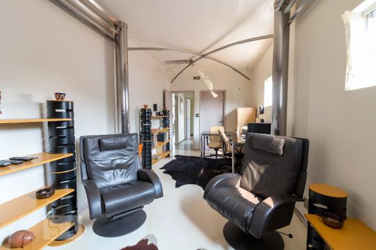 Escritório e sala de TV de casa à venda com 3 quartos, 326m² em Vila Rosália, Guarulhos