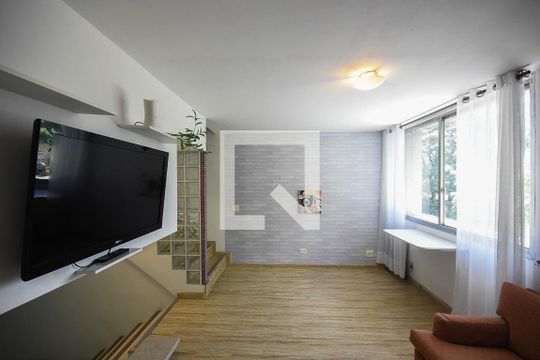 Sala de apartamento para alugar com 1 quarto, 60m² em Vila Tramontano, São Paulo