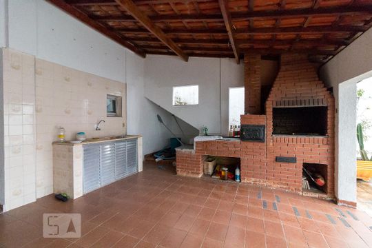 Churrasqueira de casa à venda com 4 quartos, 450m² em Vila Iris, Guarulhos