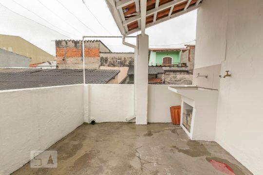 Lavanderia de casa para alugar com 2 quartos, 120m² em Vila Santa Maria, São Paulo