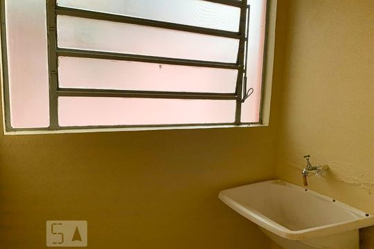 Lavanderia de apartamento para alugar com 1 quarto, 35m² em Canudos, Novo Hamburgo