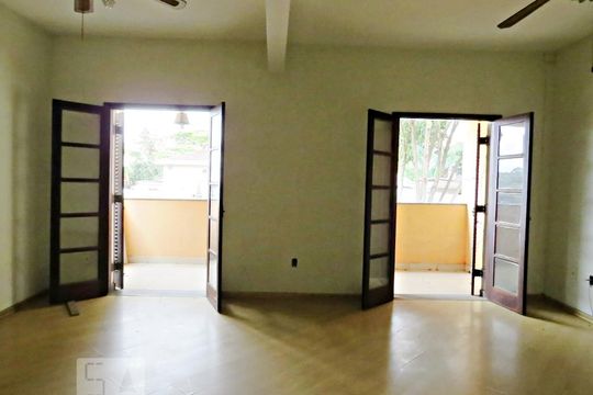 Sala de Estar de casa à venda com 3 quartos, 300m² em Tucuruvi, São Paulo