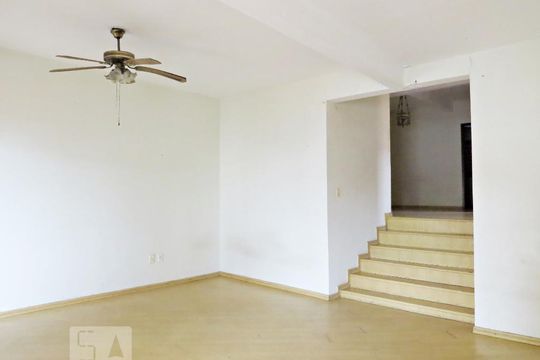 Sala de Estar de casa à venda com 3 quartos, 300m² em Tucuruvi, São Paulo