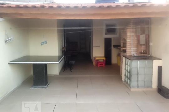 Área Externa de casa à venda com 3 quartos, 180m² em Chácara Mafalda, São Paulo