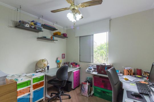 Quarto 1 de apartamento para alugar com 2 quartos, 60m² em Jardim Iris, São Paulo