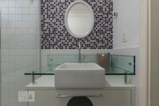 2o. Andar - Suíte 3 - Banheiro de casa à venda com 3 quartos, 200m² em Aclimação, São Paulo