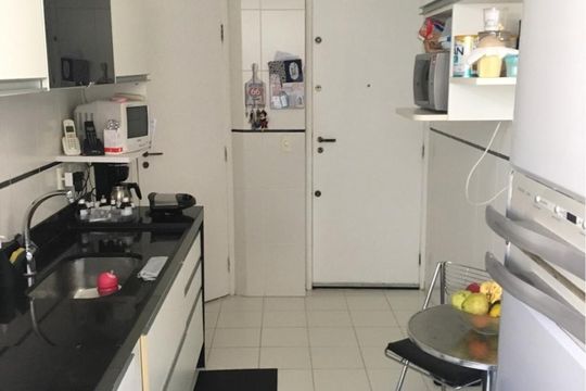 Cozinha de apartamento para alugar com 4 quartos, 104m² em Recreio dos Bandeirantes, Rio de Janeiro