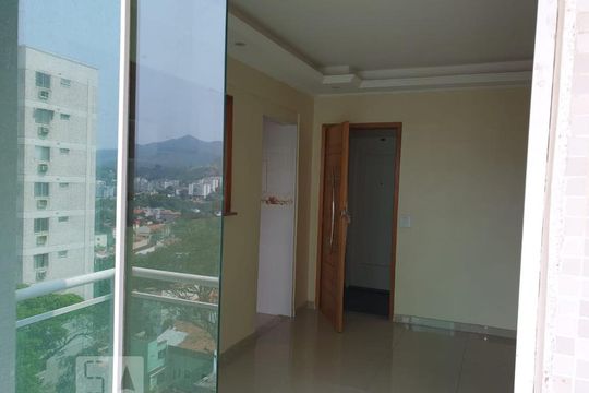 Sala de apartamento à venda com 2 quartos, 50m² em Freguesia (jacarepaguá), Rio de Janeiro