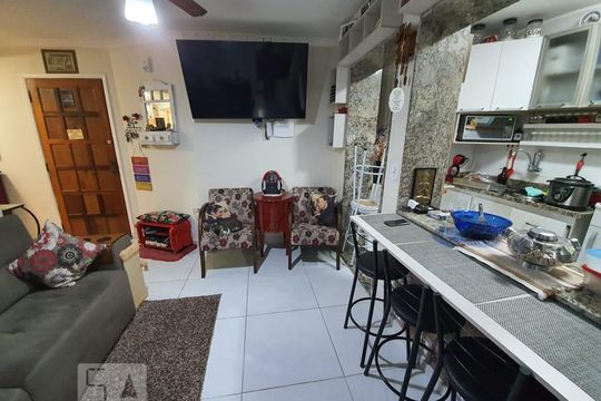 Sala de apartamento à venda com 2 quartos, 49m² em Vila Ester (zona Norte), São Paulo