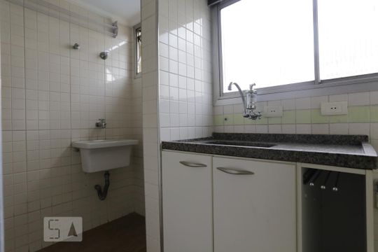 Cozinha de apartamento à venda com 1 quarto, 60m² em Sumarezinho, São Paulo