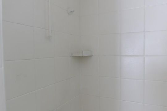 Banheiro de apartamento à venda com 1 quarto, 60m² em Sumarezinho, São Paulo