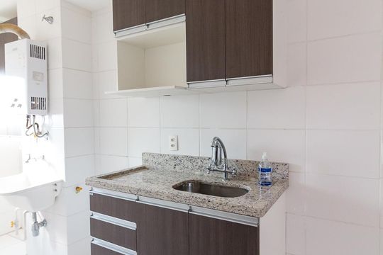 Cozinha de apartamento à venda com 3 quartos, 60m² em Jardim Las Vegas, Guarulhos