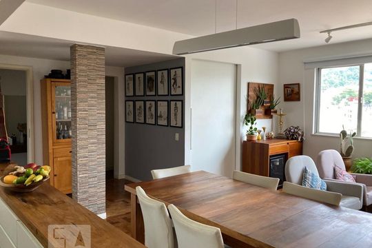 Sala de apartamento à venda com 2 quartos, 100m² em Grajaú, Rio de Janeiro