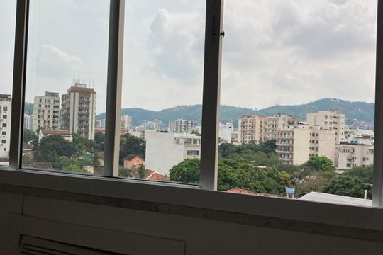 Vista Suíte de apartamento à venda com 2 quartos, 100m² em Grajaú, Rio de Janeiro