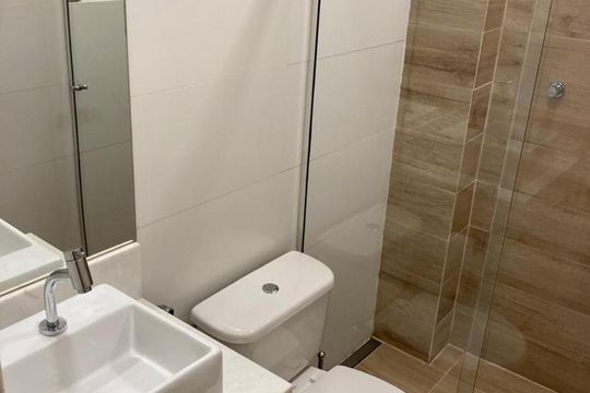 Banheiro Suíte 2 de apartamento à venda com 2 quartos, 100m² em Grajaú, Rio de Janeiro
