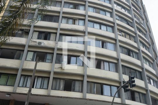 Fachada  de kitnet/studio à venda com 1 quarto, 30m² em Centro, São Paulo