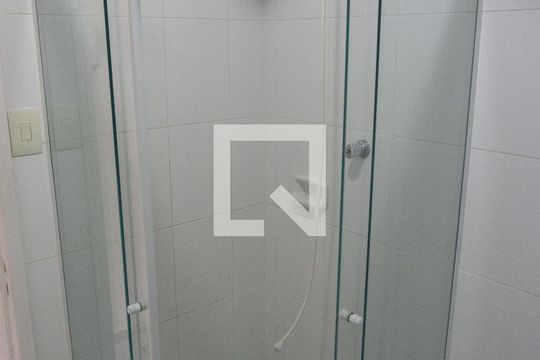 Banheiro  de kitnet/studio à venda com 1 quarto, 30m² em Centro, São Paulo