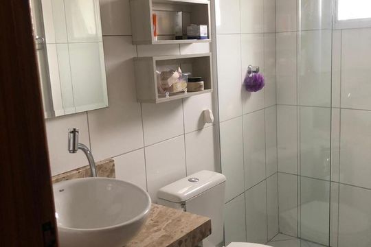 Banheiro de apartamento à venda com 3 quartos, 152m² em Vila Pires, Santo André
