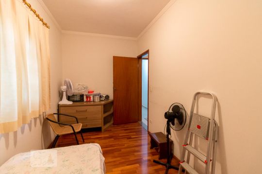 Quarto 1 suíte de casa para alugar com 4 quartos, 380m² em Vila Rosália, Guarulhos