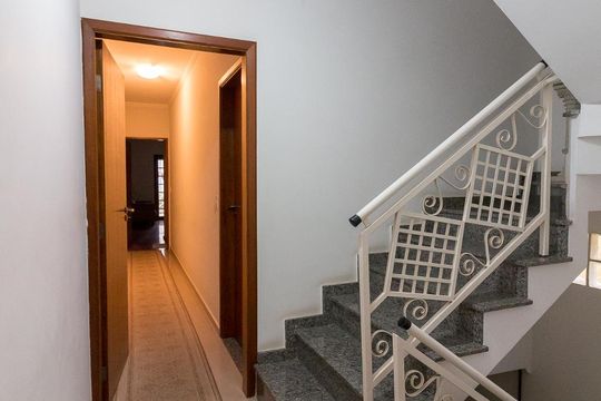 Banheiro Corredor de casa para alugar com 4 quartos, 380m² em Vila Rosália, Guarulhos