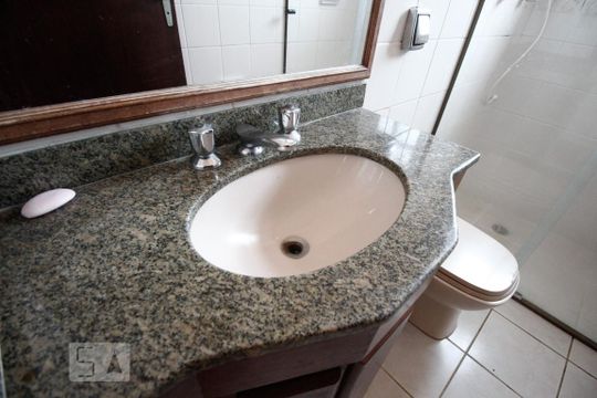 Banheiro de casa à venda com 4 quartos, 156m² em Jabaquara, São Paulo