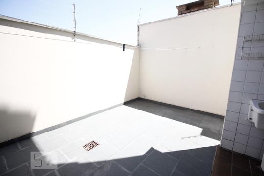 Quintal de casa à venda com 4 quartos, 156m² em Jabaquara, São Paulo