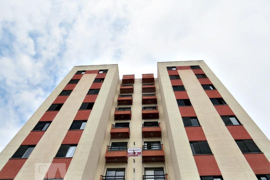 Fachada de apartamento à venda com 2 quartos, 55m² em Vila Mazzei, São Paulo