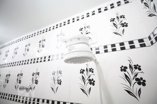 Banheiro de casa para alugar com 3 quartos, 150m² em Jardim Oriental, São Paulo