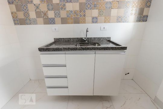 Cozinha de apartamento à venda com 1 quarto, 36m² em Jardim Maringá, São Paulo