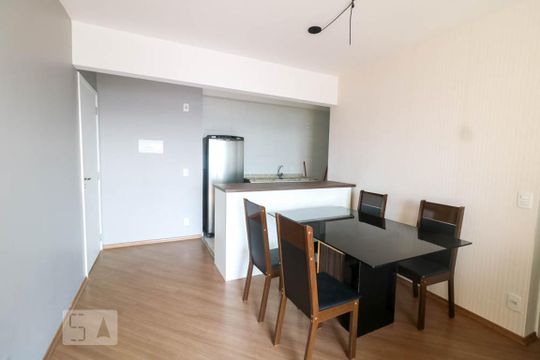 Sala de apartamento à venda com 3 quartos, 60m² em Vila Metalurgica, Santo André