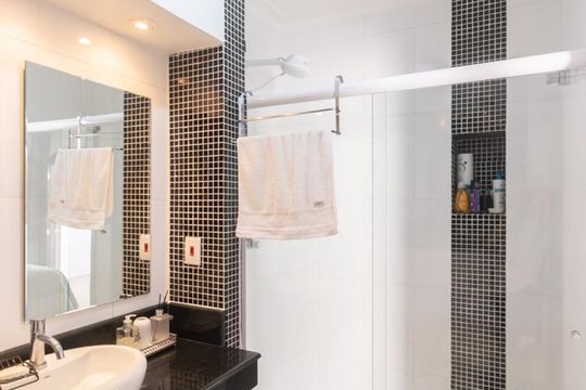 Banheiro da Suíte de casa para alugar com 3 quartos, 250m² em Vila Primavera, São Paulo