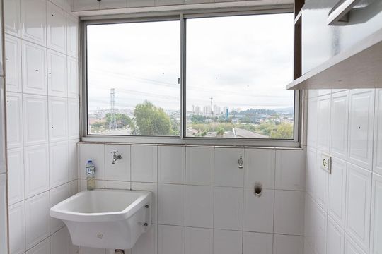 Área de serviço de apartamento à venda com 2 quartos, 52m² em Jardim Vila Galvão, Guarulhos