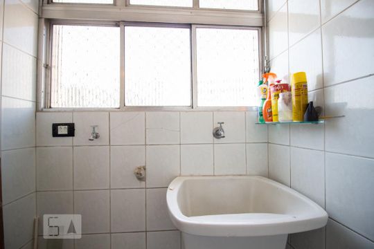 Área de Serviço de apartamento para alugar com 2 quartos, 89m² em Alto da Lapa, São Paulo