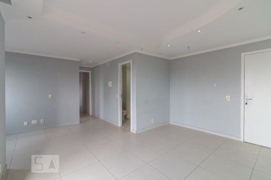 Sala de apartamento à venda com 2 quartos, 66m² em Vila Rosália, Guarulhos