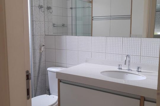 Banheiro de apartamento à venda com 1 quarto, 45m² em Bela Vista, São Paulo