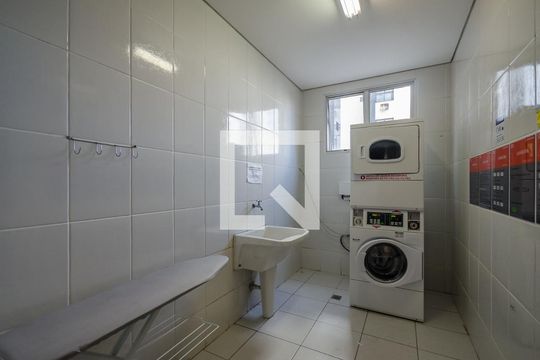 Área comum de apartamento à venda com 2 quartos, 60m² em Belvedere, Belo Horizonte