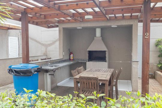 Área comum - Churrasqueira de apartamento à venda com 2 quartos, 50m² em Piraporinha, Diadema