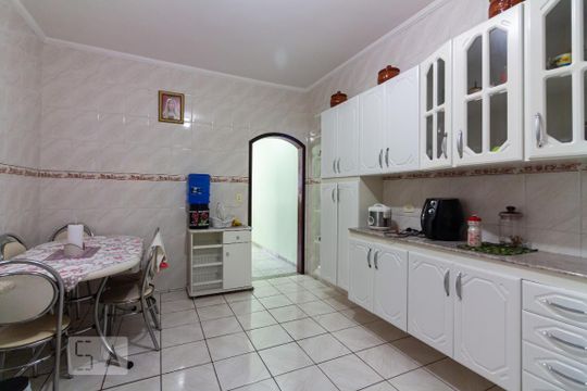 Cozinha de casa para alugar com 3 quartos, 125m² em Bela Vista, Osasco