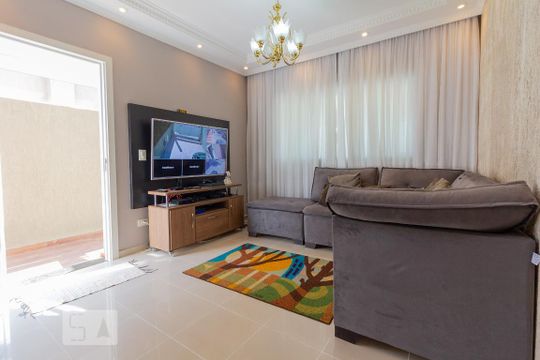 Sala de casa à venda com 3 quartos, 160m² em Santo Antônio, Osasco