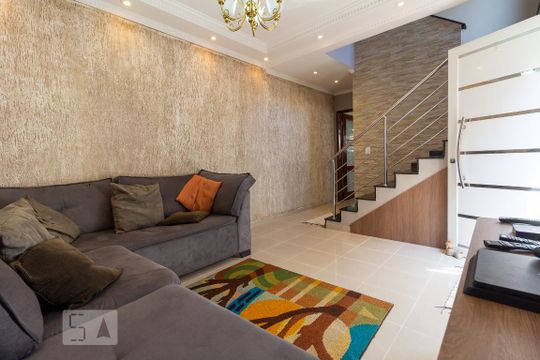 Casa à venda com 3 quartos, 160m² em Santo Antônio, Osasco