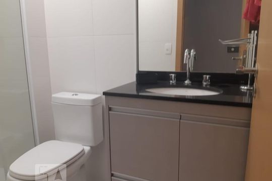 Banheiro de apartamento à venda com 2 quartos, 76m² em Santana, São Paulo
