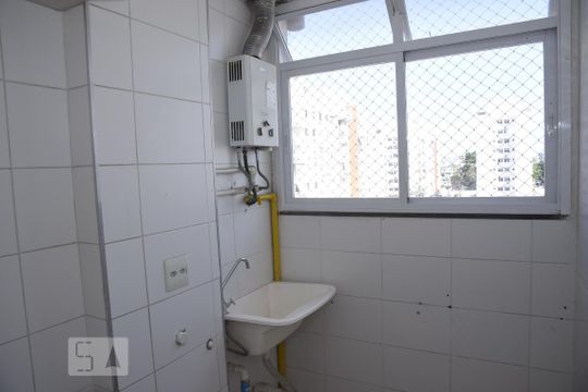 Área de Serviço de apartamento para alugar com 2 quartos, 48m² em Anil, Rio de Janeiro