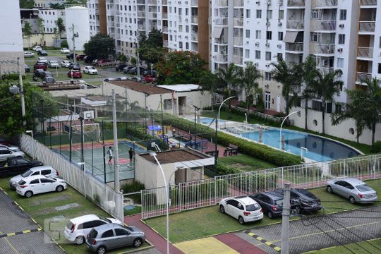Área comum de apartamento para alugar com 2 quartos, 48m² em Anil, Rio de Janeiro