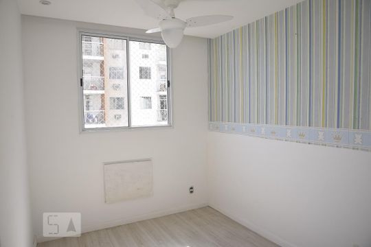 Quarto 1 de apartamento para alugar com 2 quartos, 48m² em Anil, Rio de Janeiro