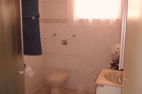 Banheiro 1 de casa à venda com 4 quartos, 398m² em Jardim Bela Vista, Santo André