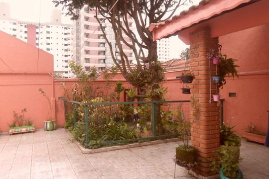 Quintal de casa à venda com 4 quartos, 398m² em Jardim Bela Vista, Santo André