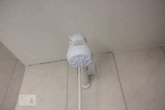 banheiro de casa para alugar com 2 quartos, 60m² em Vila Nova Mazzei, São Paulo